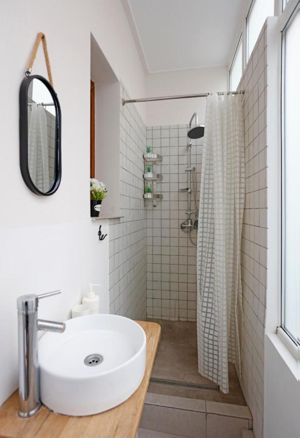 Classy 2 Bedroom Apartment In City Center Bucharest Exterior photo