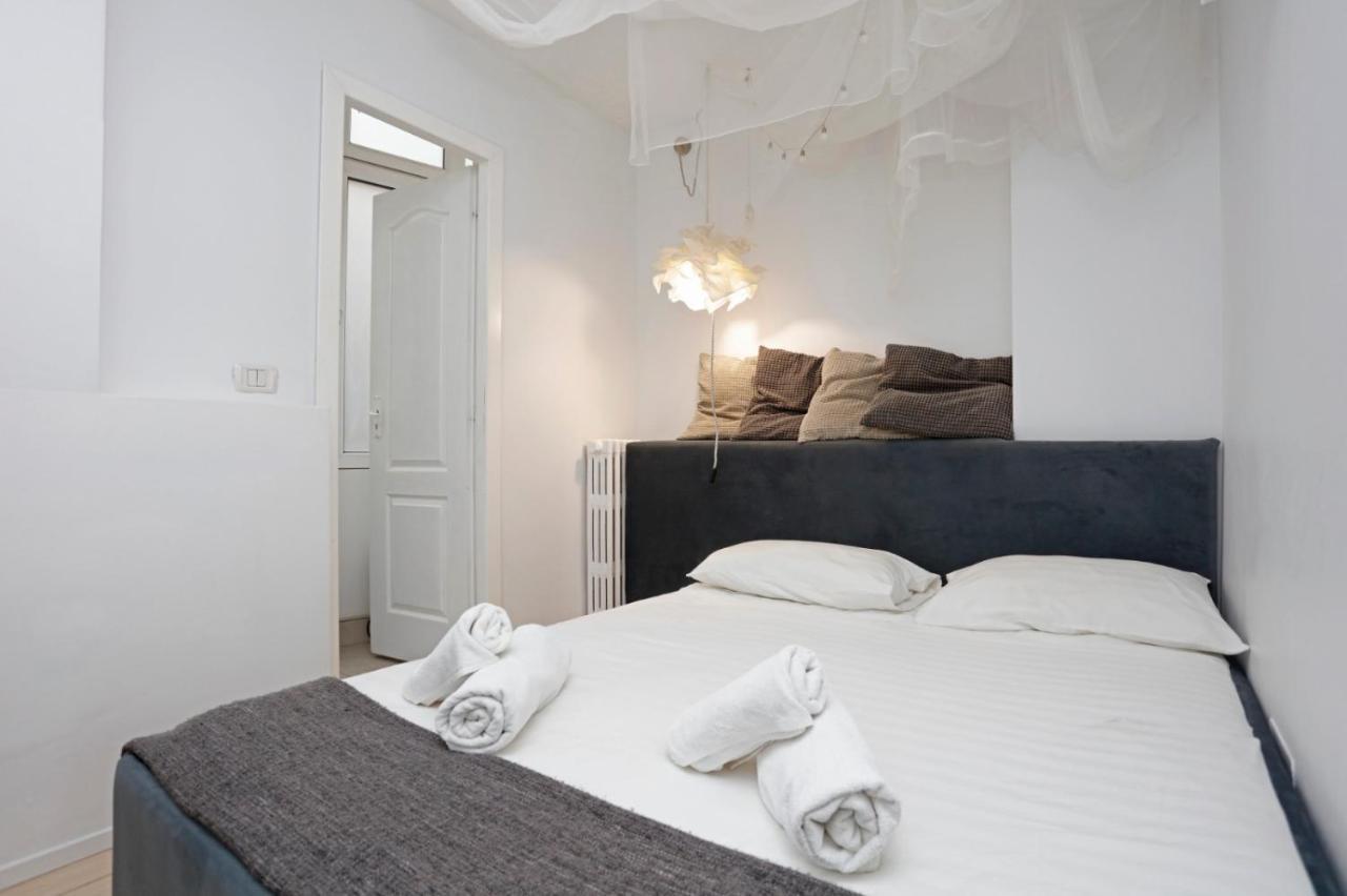 Classy 2 Bedroom Apartment In City Center Bucharest Exterior photo